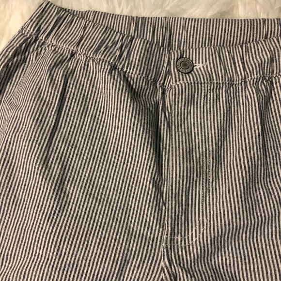 Pants - Picture 2 of 4